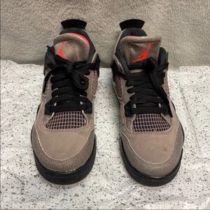 Air Jordan 4 Taupe Haze GS sneakers size 5.5